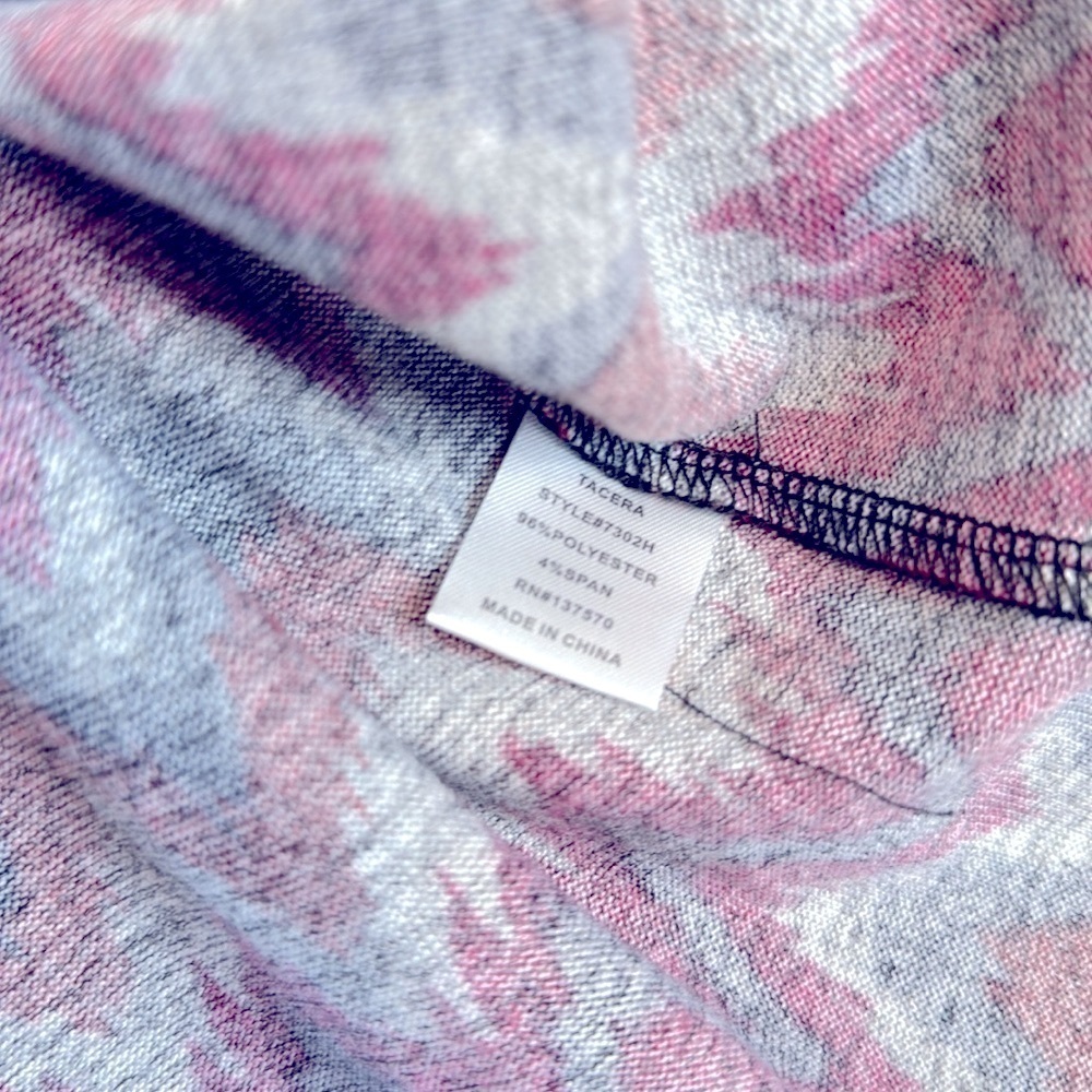 TACERA Chevron Patterned Women's Top - Picture 5 of 6